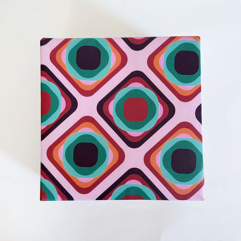 Retro Diamond Wrap